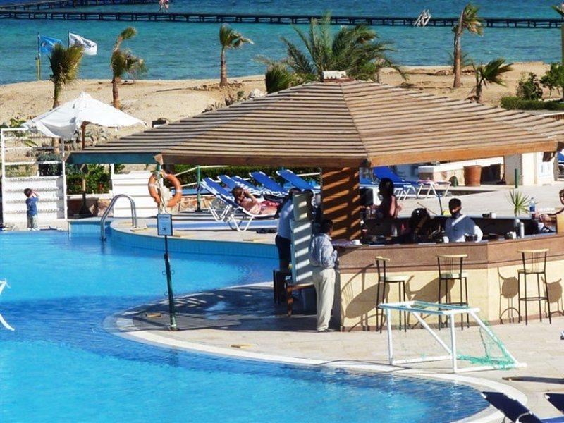 ثري كورنرز فيروز بلازا بيتش ريزورت بورت غالب المظهر الخارجي الصورة